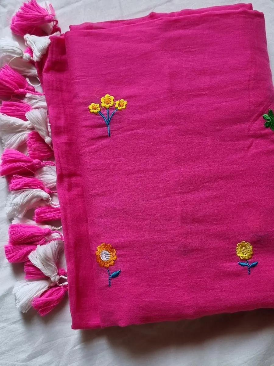 Womens Contrast Khadi Cotton Saree With Blouse Piece